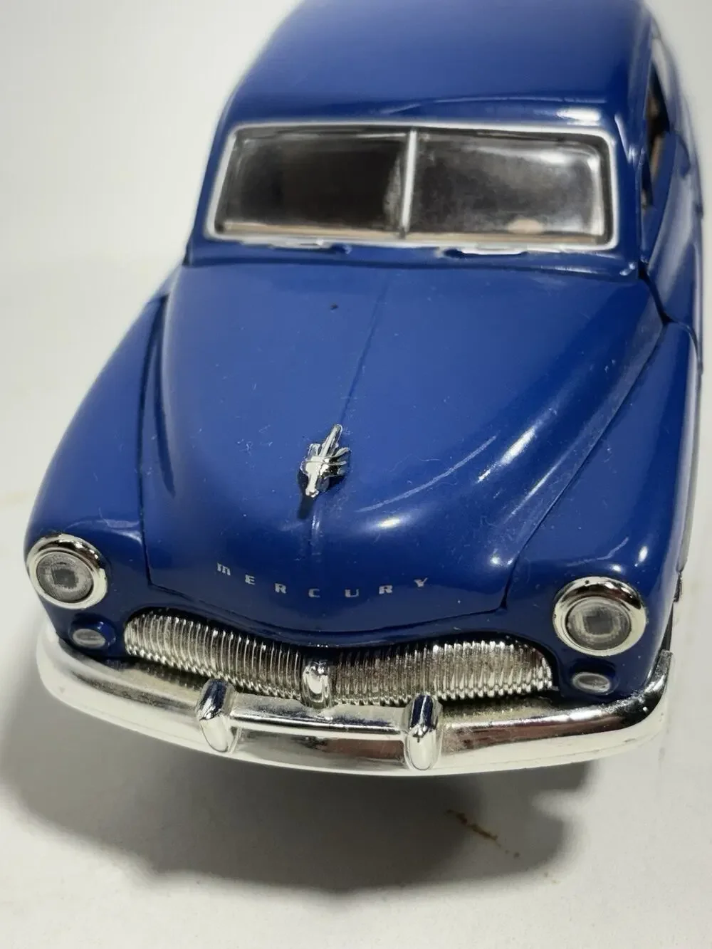 1949 Mercury Coupe Diecast Model Car Blue 1:24 Scale Opening Hood Doors